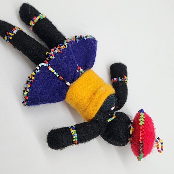 Hand Crafted African Felt Doll With Baby on Back Beaded 7.5" - Picture 6 of 9